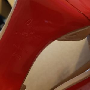 Louboutin Iriza size 41.5